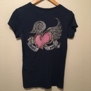 Tee shirt short sleeve, has snap up front